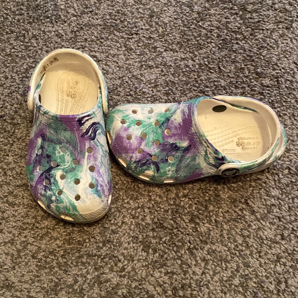 Guc crocs